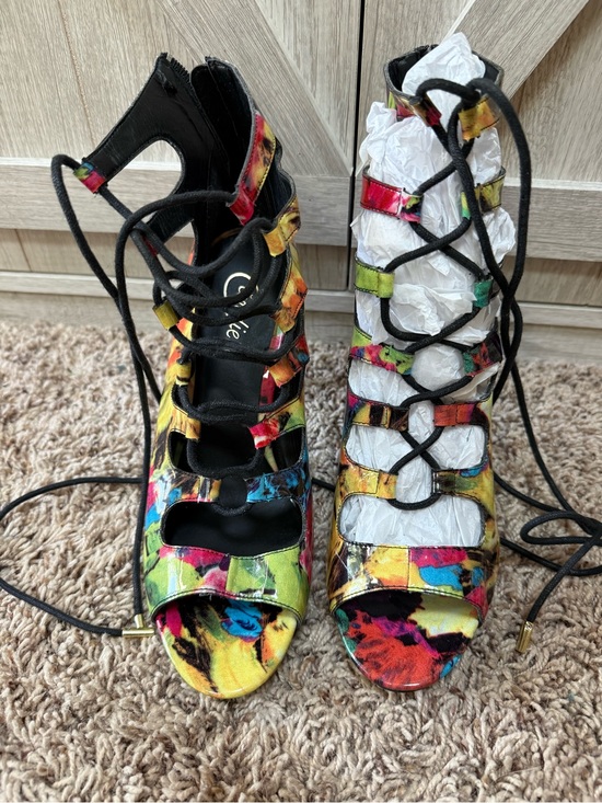 Candie's Shoes - Colorful Lace-Up Peep Toe Heel booties- Multi 9.5- Candies